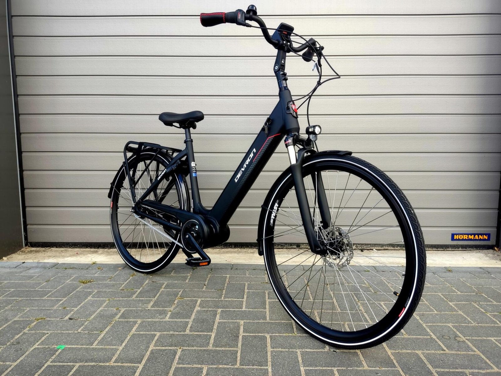 Devron 28426 City e-bike lage instap 80NM Middenmotor Zwart (L) - Afbeelding 13