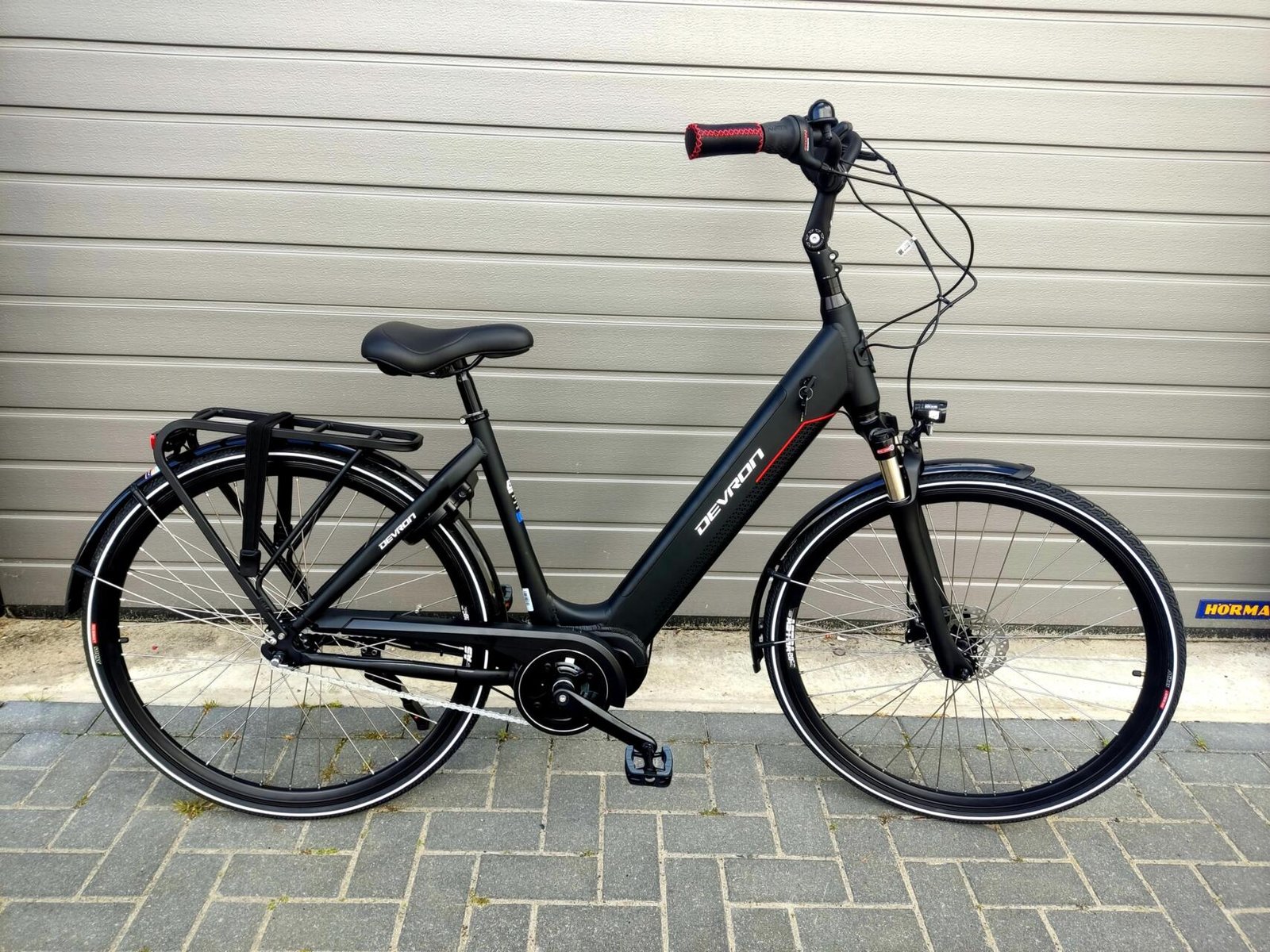 Devron 28426 City e-bike lage instap 80NM Middenmotor Zwart (L) - Afbeelding 4