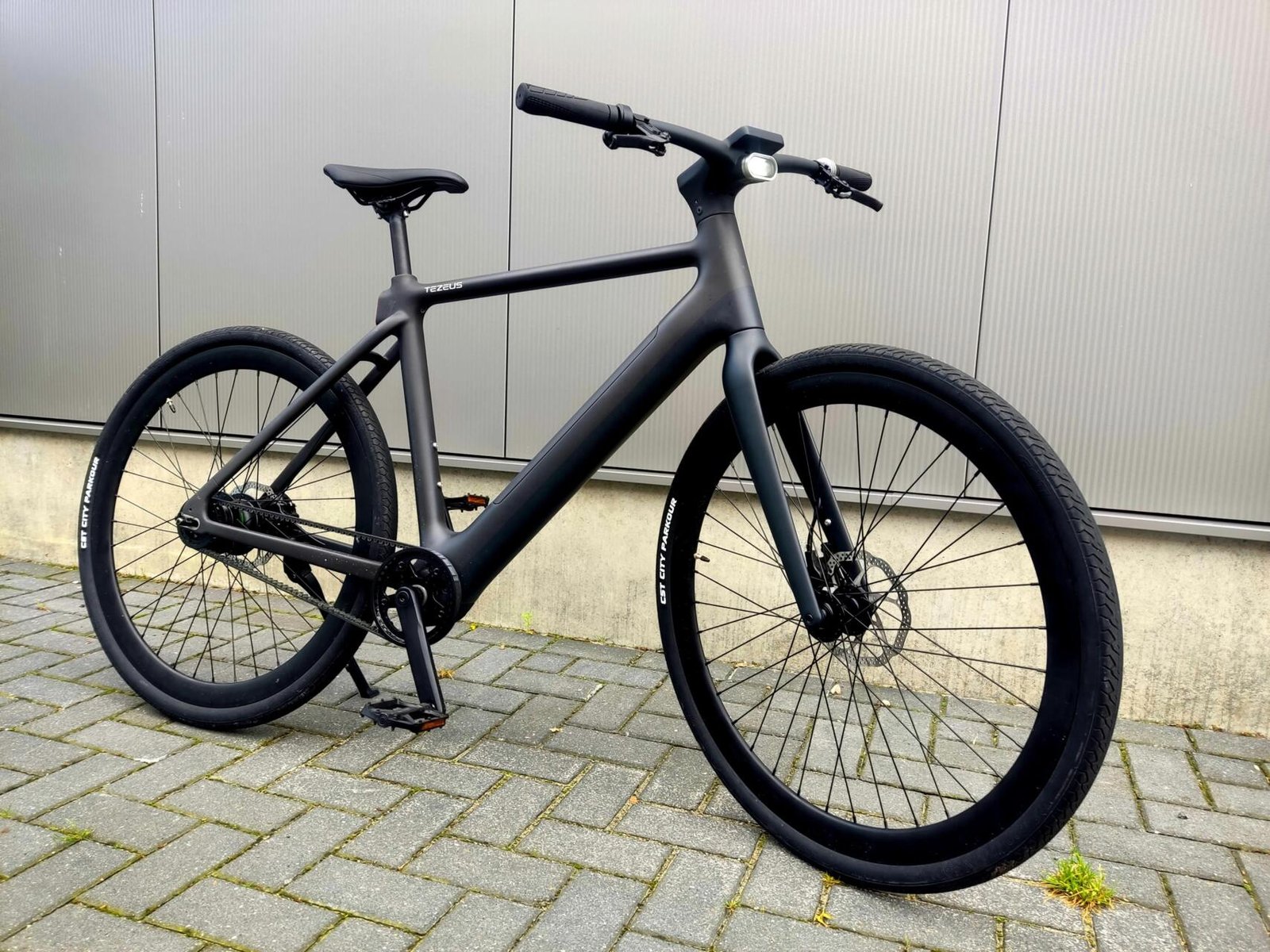 Tezeus C8 Automatic 3-speed Carbon design e-bike Kleur: zwart - Afbeelding 6