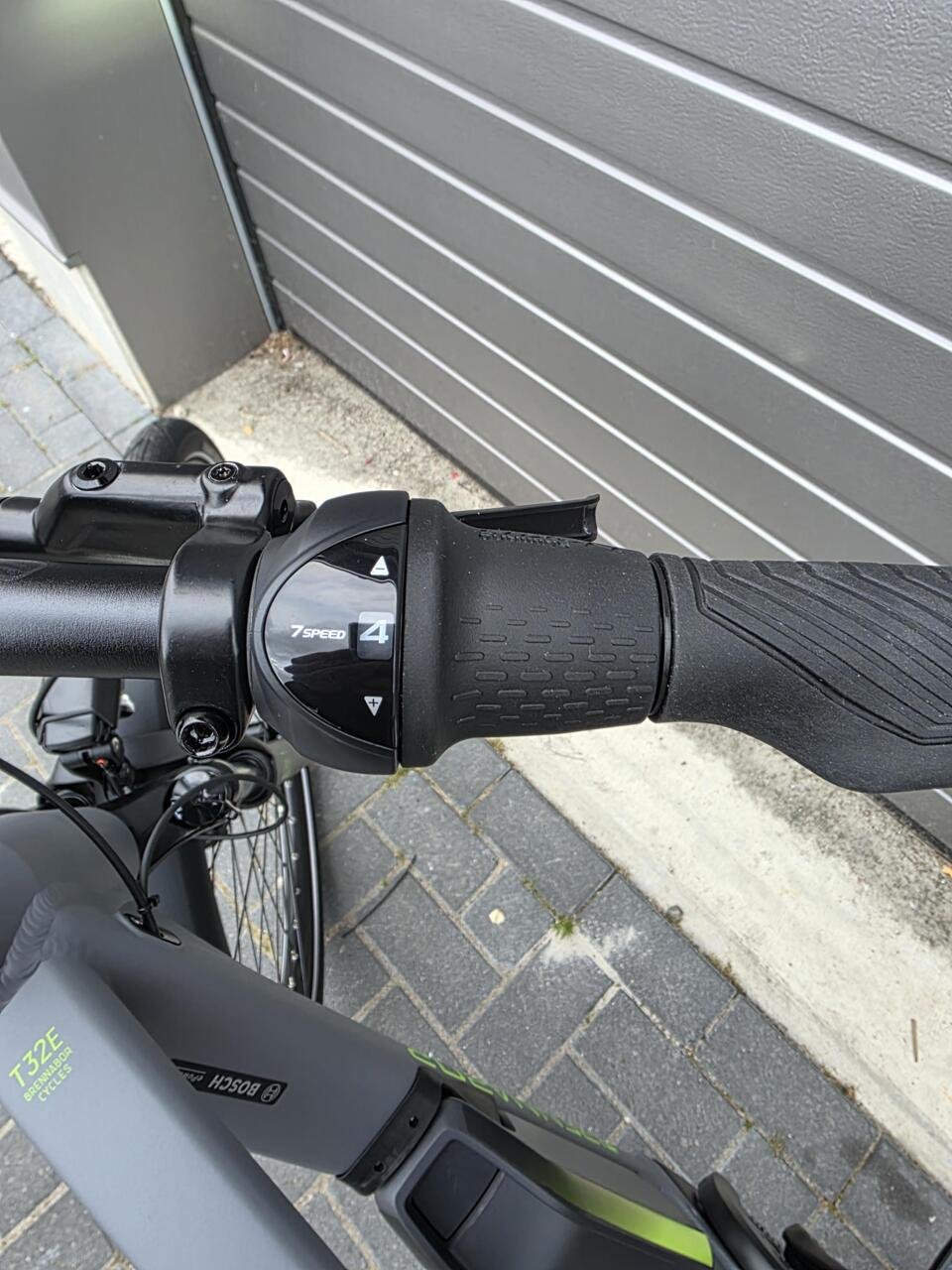 BRENNABOR T-32e Diamant concrete grey matt / lime matt Maat: M(50cm) - Afbeelding 14