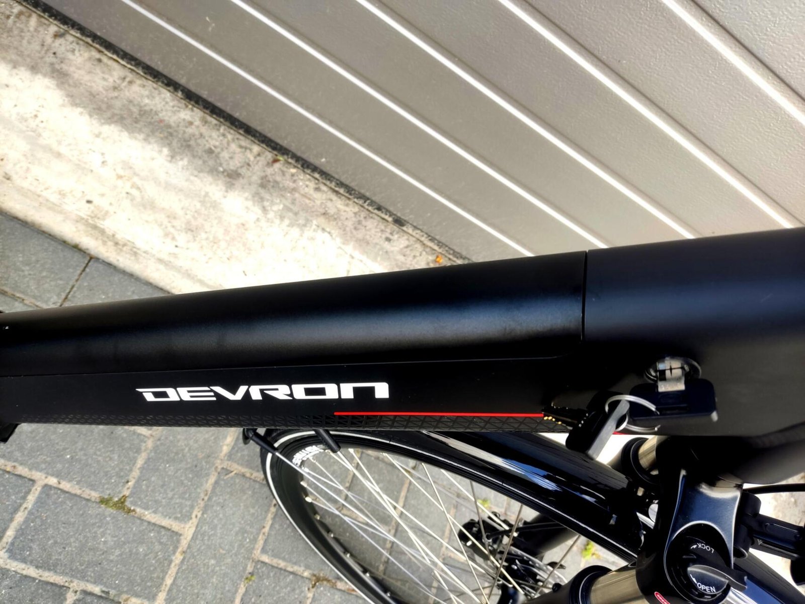Devron 28426 City e-bike lage instap 80NM Middenmotor Zwart (L) - Afbeelding 5