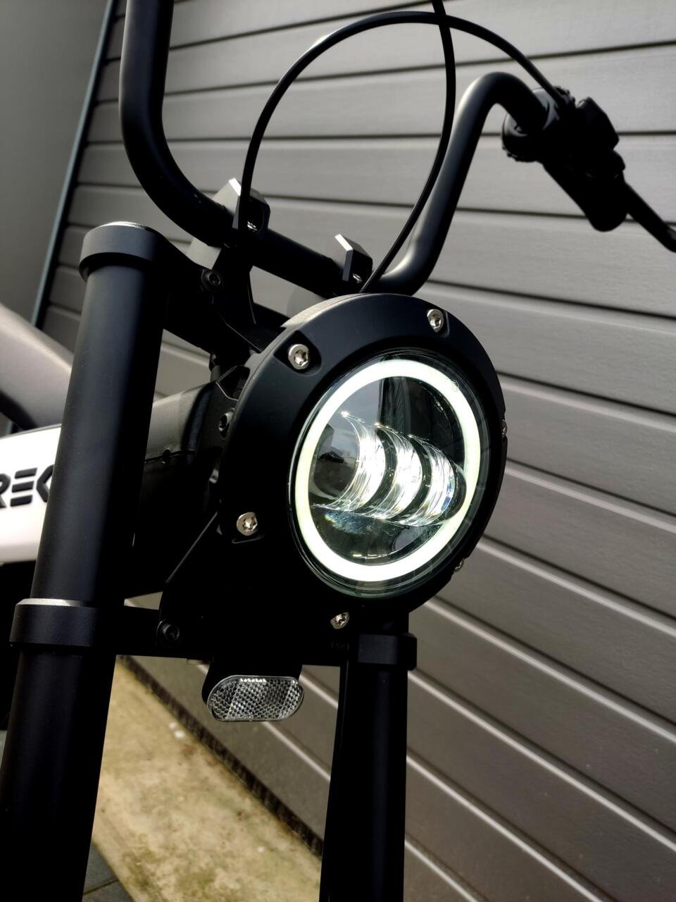 Brekr F250 Pure White Fatbike met riemaandrijving! - Afbeelding 6