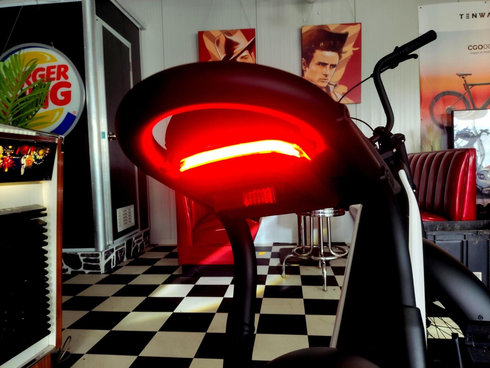 Brekr F250 Pure White Fatbike met riemaandrijving! - Afbeelding 23