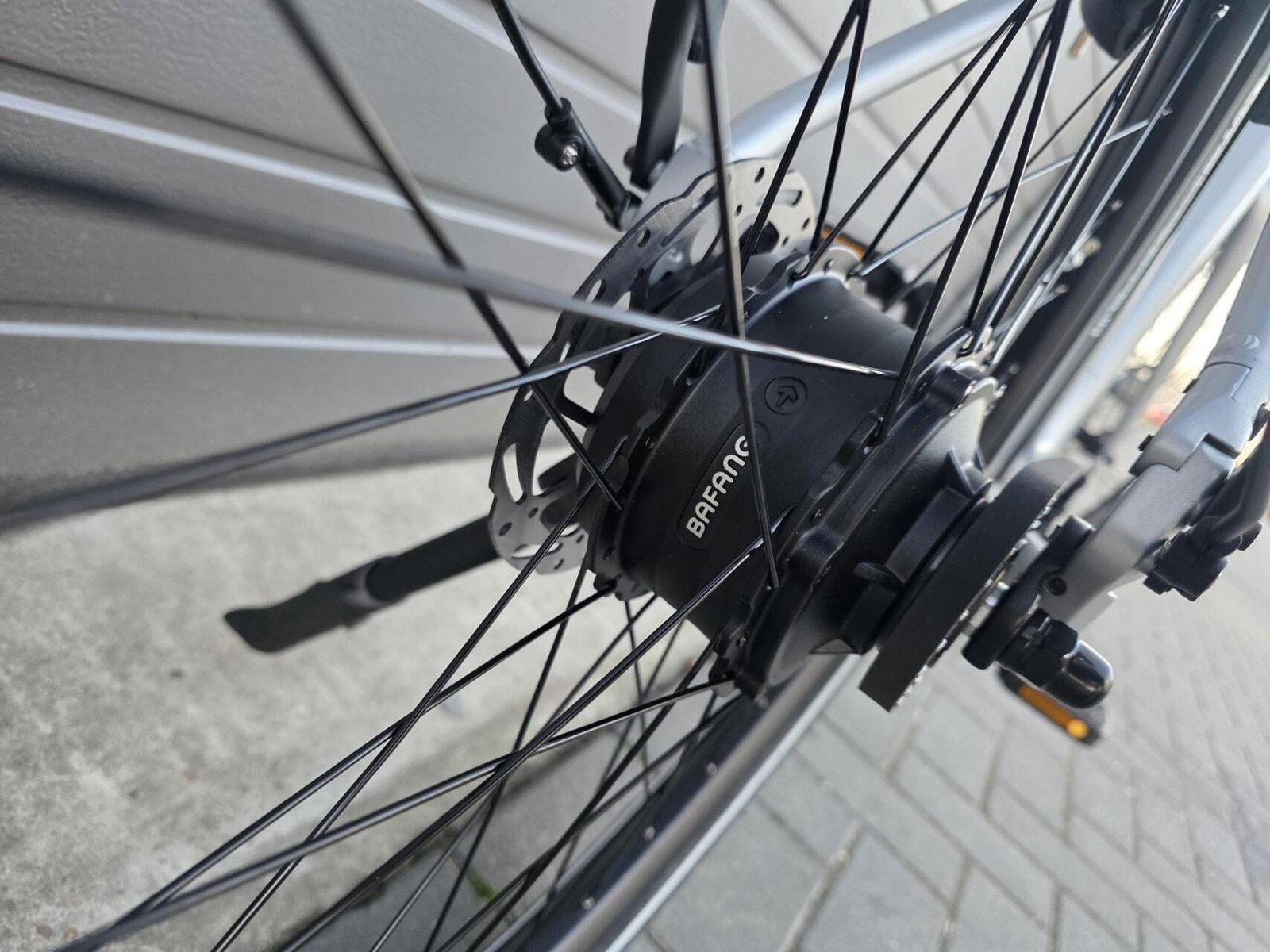 Vogue Motion Matt Titanium Grey 2026 e-bike met riemaandrijving en automatische versnelling! - Afbeelding 13