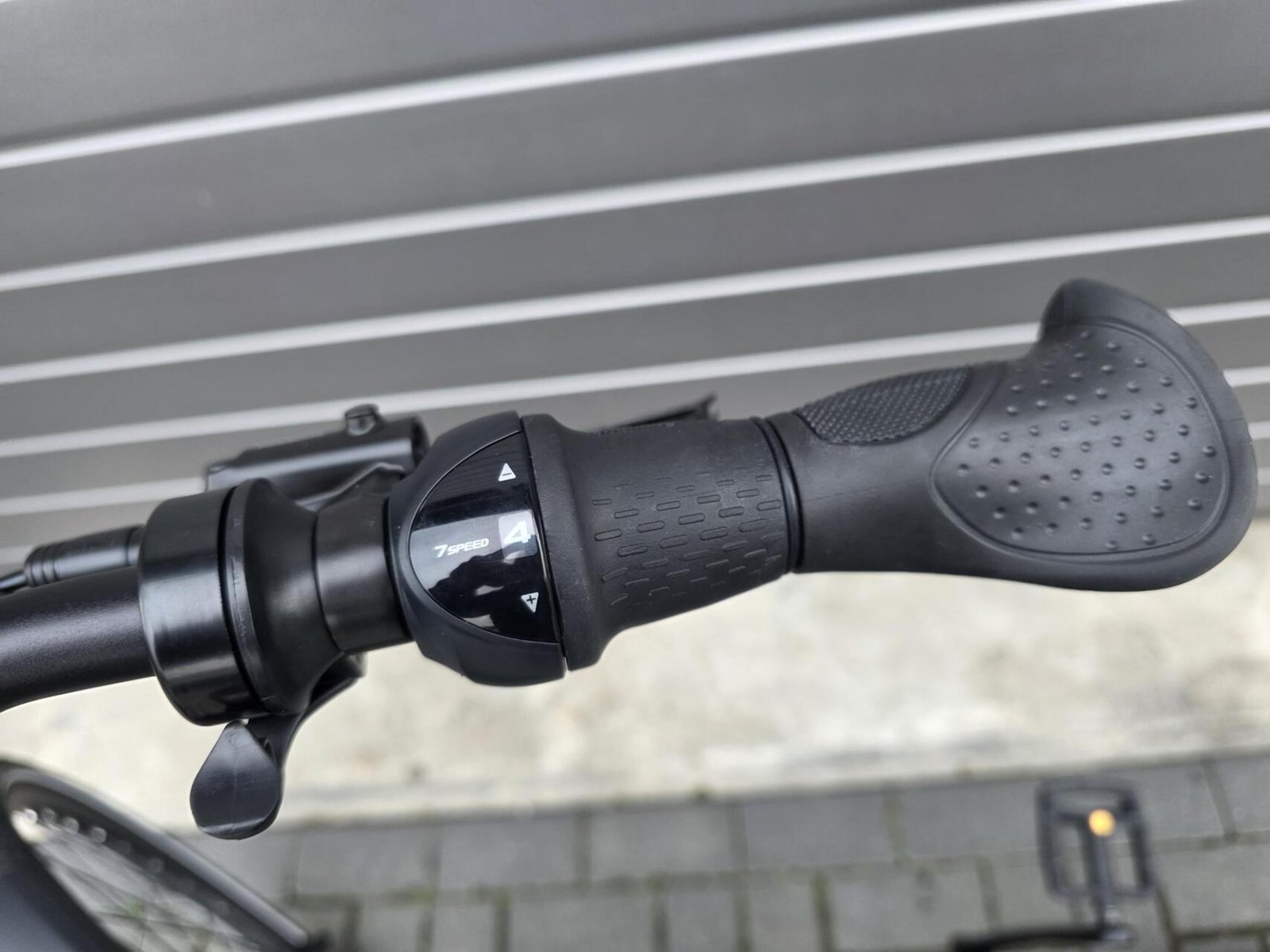 Vogue Pantheon Zwart N7 80NM middenmotor + riemaandrijving elektrische damesfiets Model: 2026 - Afbeelding 18