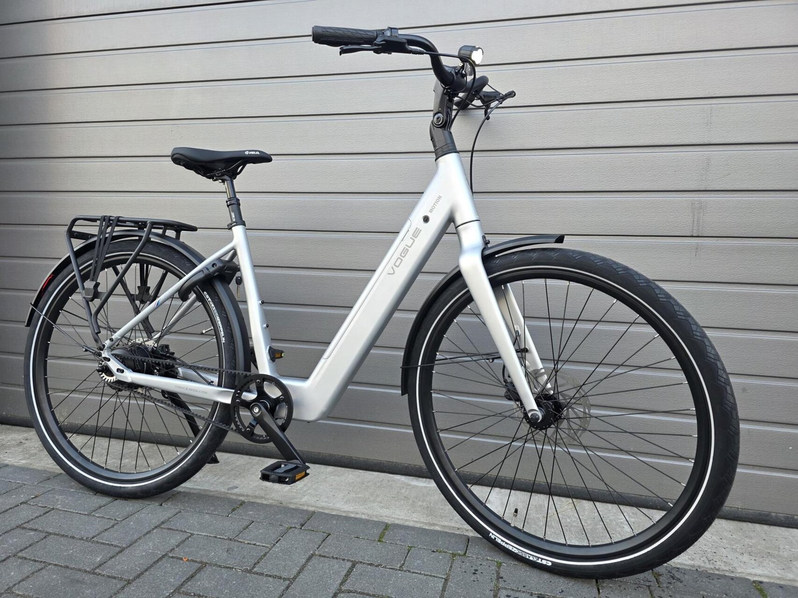 Vogue Motion Matt Titanium Grey 2026 e-bike met riemaandrijving en automatische versnelling! - Afbeelding 3