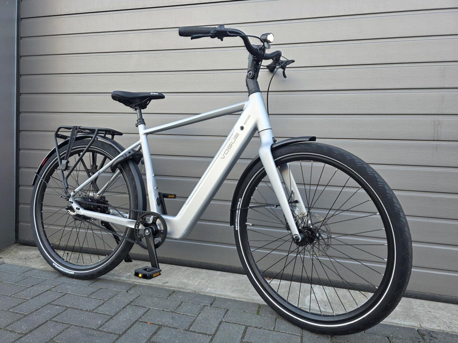 Vogue Motion Man Matt Titanium Grey 2026 e-bike met riemaandrijving en automatische versnelling! - Afbeelding 3