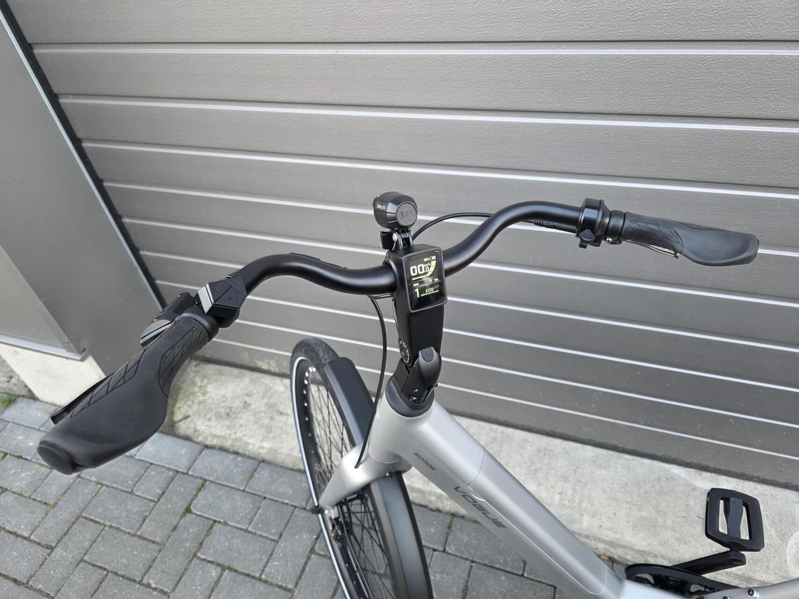 Vogue Motion Matt Titanium Grey 2026 e-bike met riemaandrijving en automatische versnelling! - Afbeelding 20