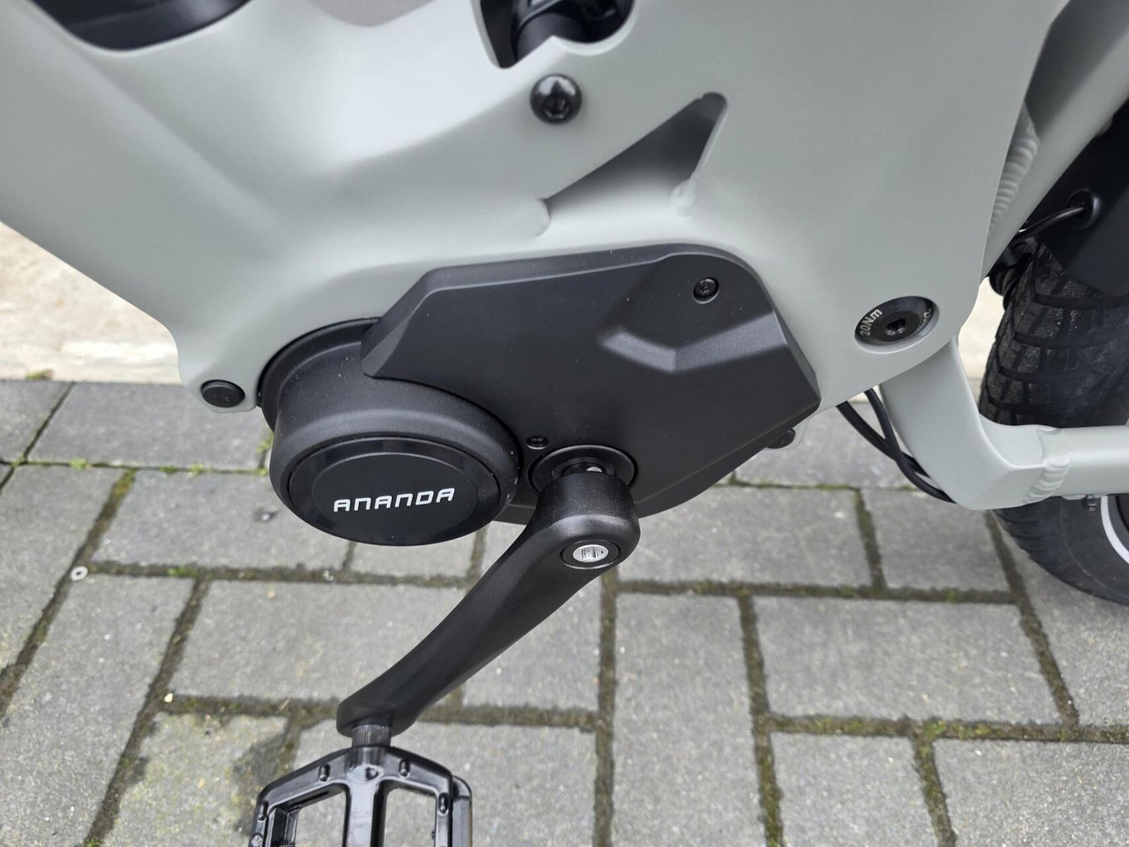 Vogue Artemis Matt Grey 2026 Volgeveerde elektrische fiets met riemaandrijving en middenmotor! - Afbeelding 22