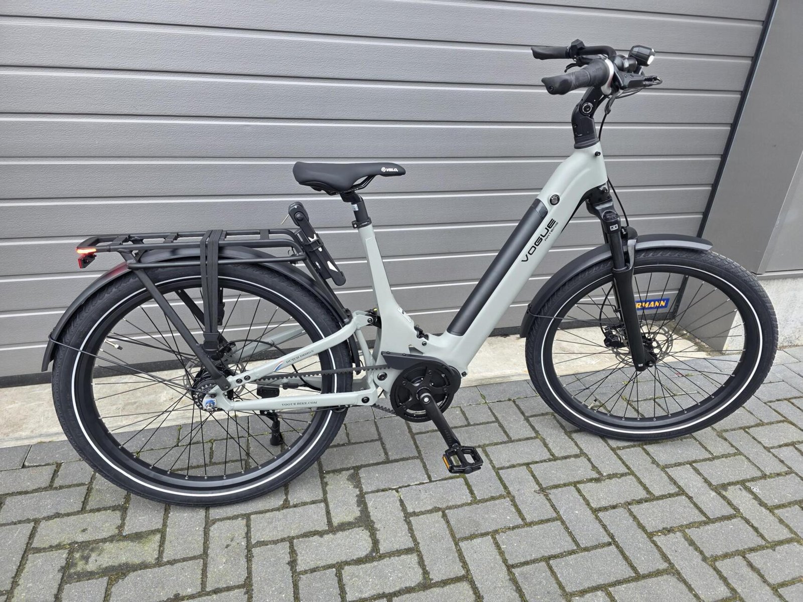 Vogue Artemis Matt Grey 2026 Volgeveerde elektrische fiets met riemaandrijving en middenmotor! - Afbeelding 23