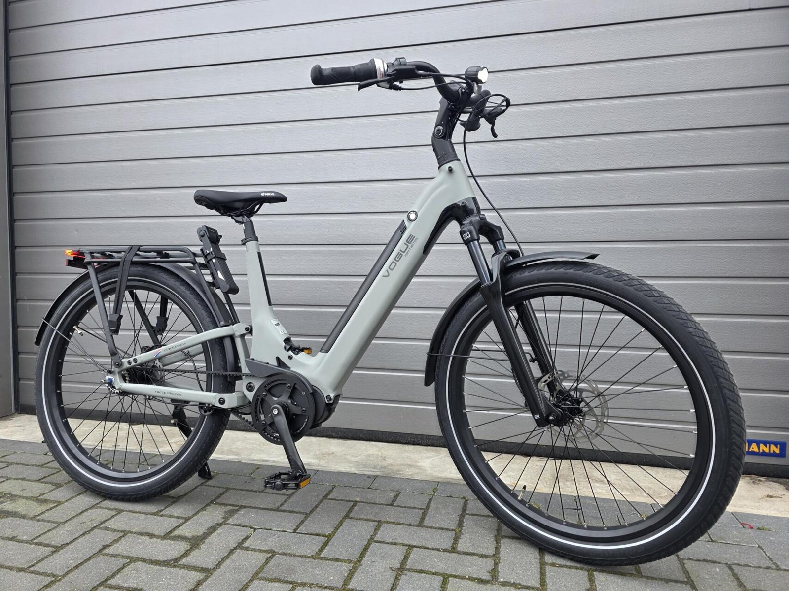 Vogue Artemis Matt Grey 2026 Volgeveerde elektrische fiets met riemaandrijving en middenmotor! - Afbeelding 24