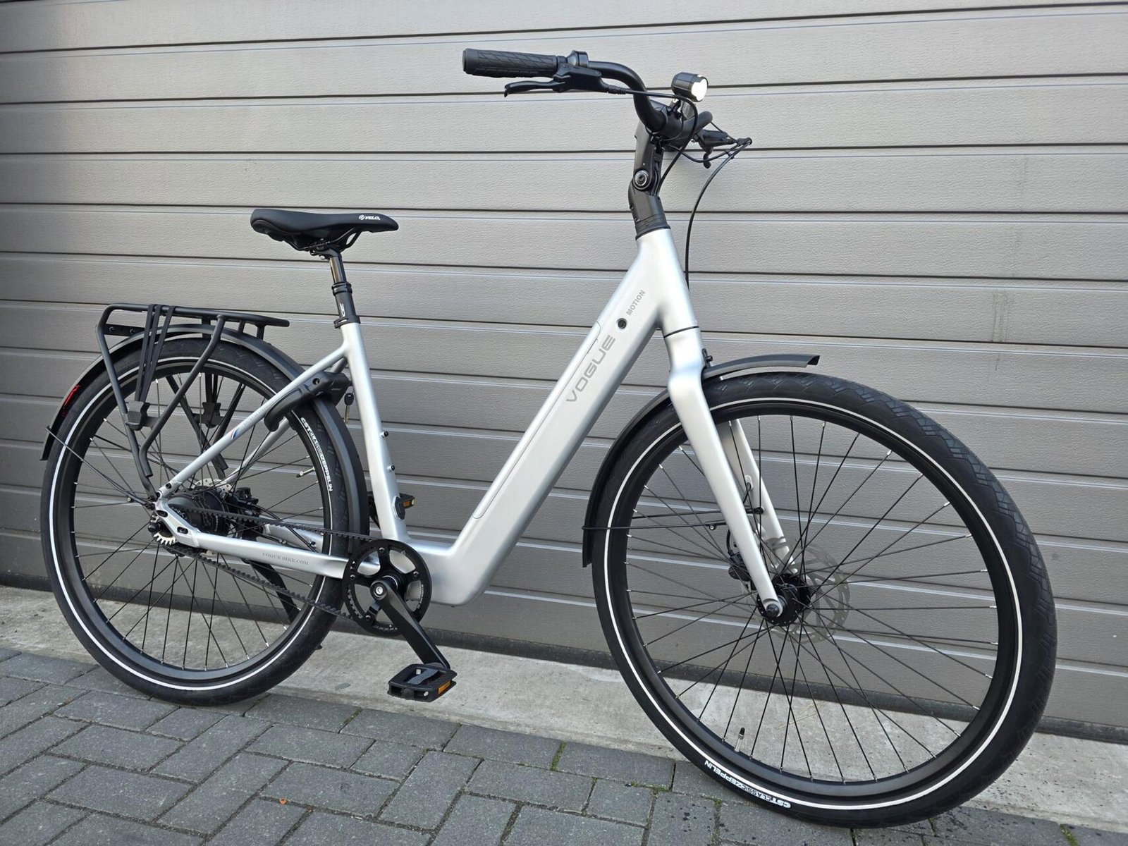 Vogue Motion Matt Titanium Grey 2026 e-bike met riemaandrijving en automatische versnelling! - Afbeelding 24