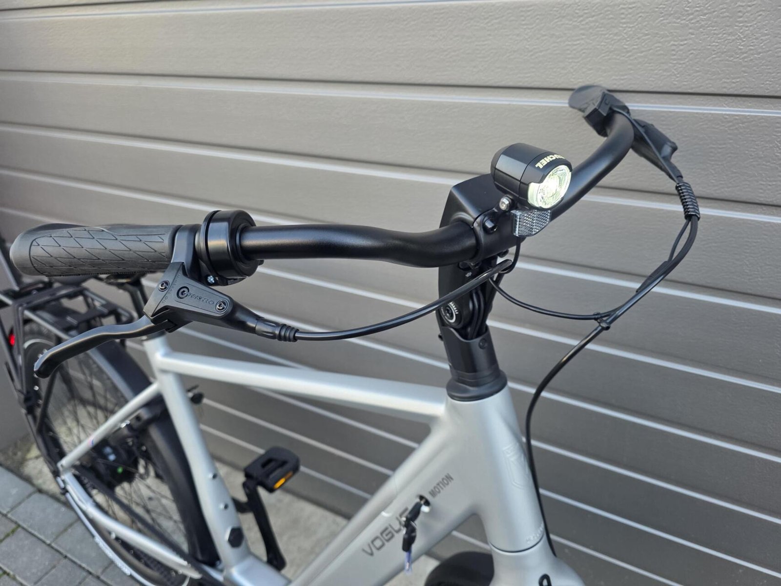 Vogue Motion Man Matt Titanium Grey 2026 e-bike met riemaandrijving en automatische versnelling! - Afbeelding 4