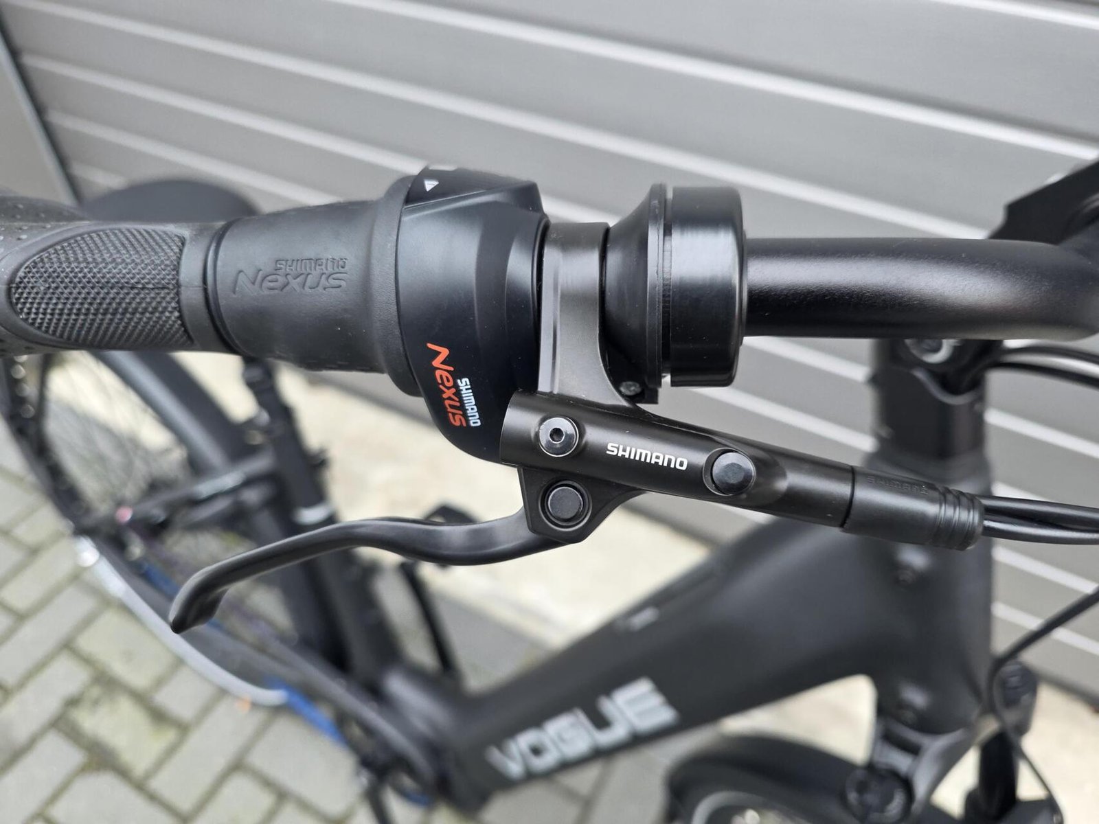 Vogue Pantheon Zwart N7 80NM middenmotor + riemaandrijving elektrische damesfiets Model: 2026 - Afbeelding 5