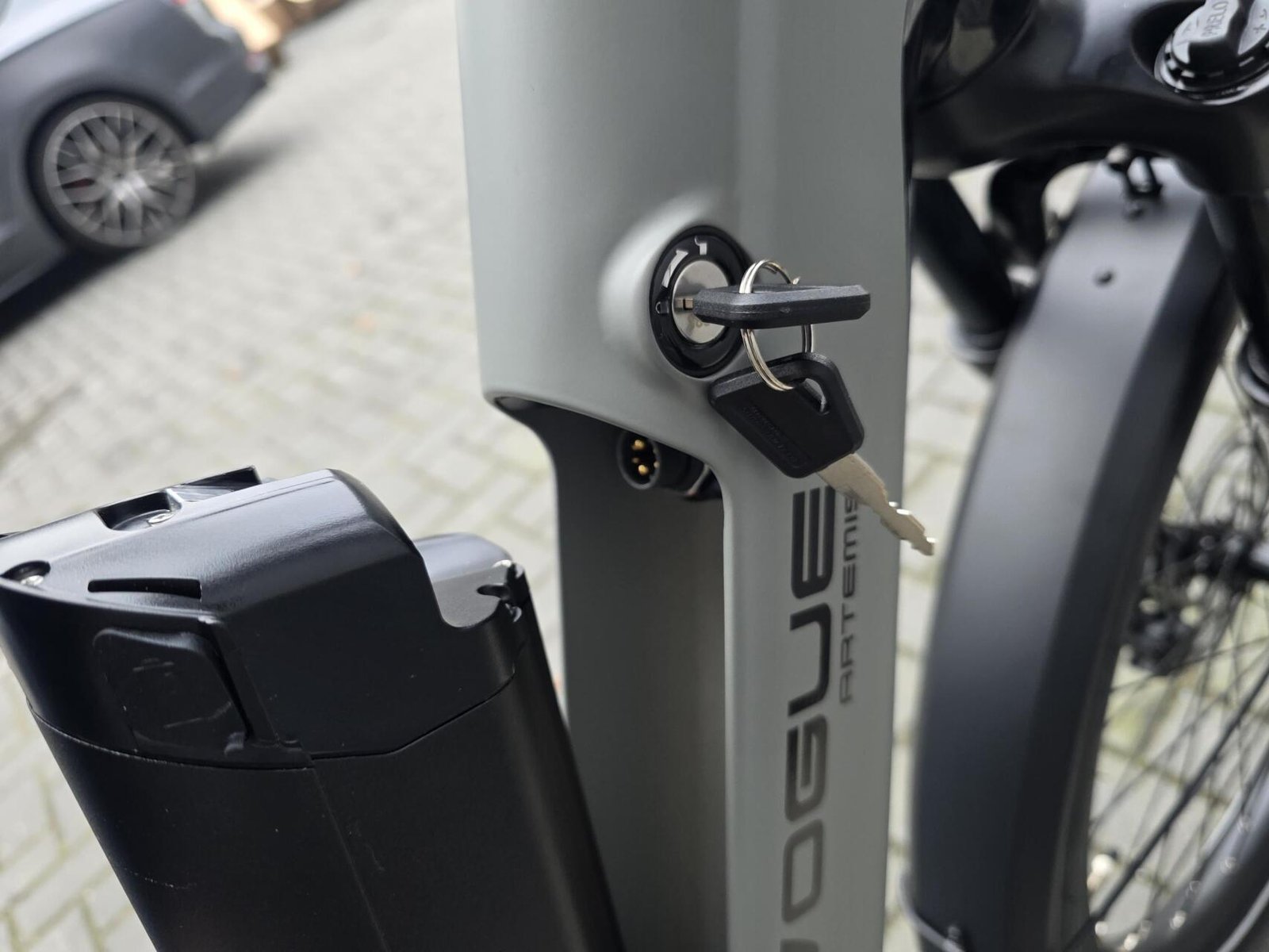 Vogue Artemis Matt Grey 2026 Volgeveerde elektrische fiets met riemaandrijving en middenmotor! - Afbeelding 8