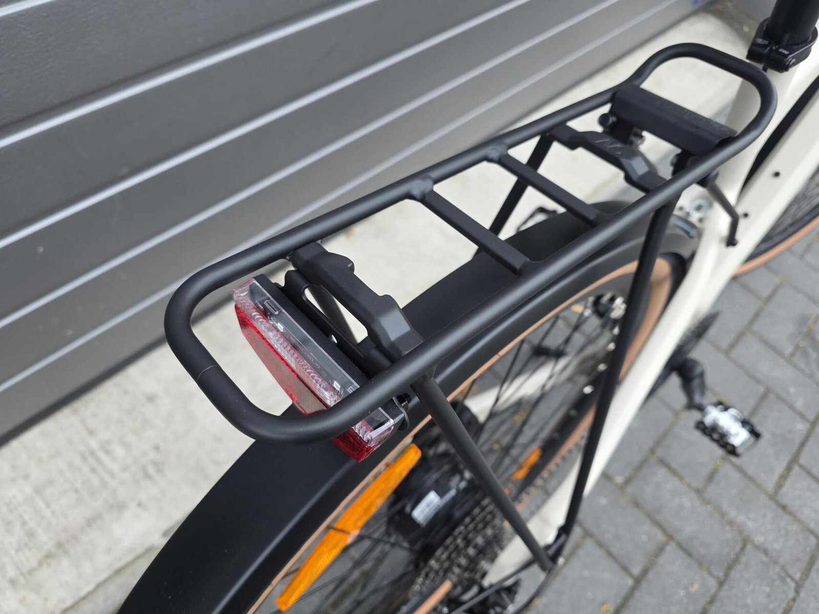 Splinternieuw! Muon Fermion Pro Urban E-bike met Smart functies MEGADEAL - Afbeelding 9